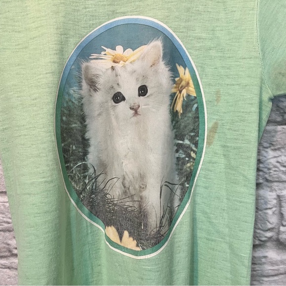 70’s Children’s Large “Peppermint Elfie” White Cat Print Shirt Customized flawed - Picture 10 of 12